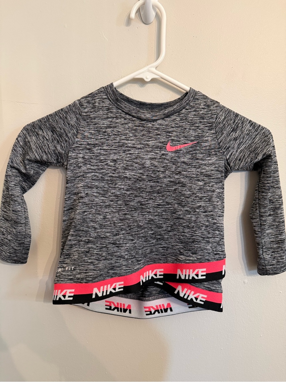 Nike Gray Heather Long-Sleeve Tee with Pink Logo and Hem